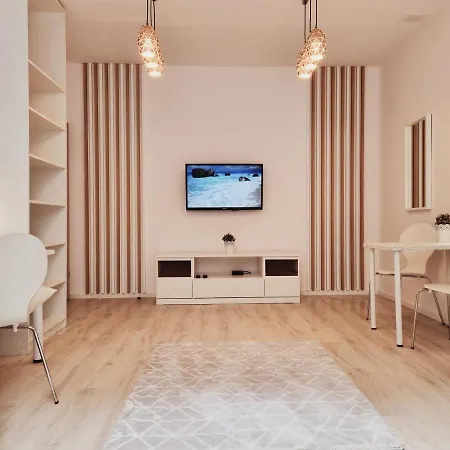 Startowa 4a Apartment *